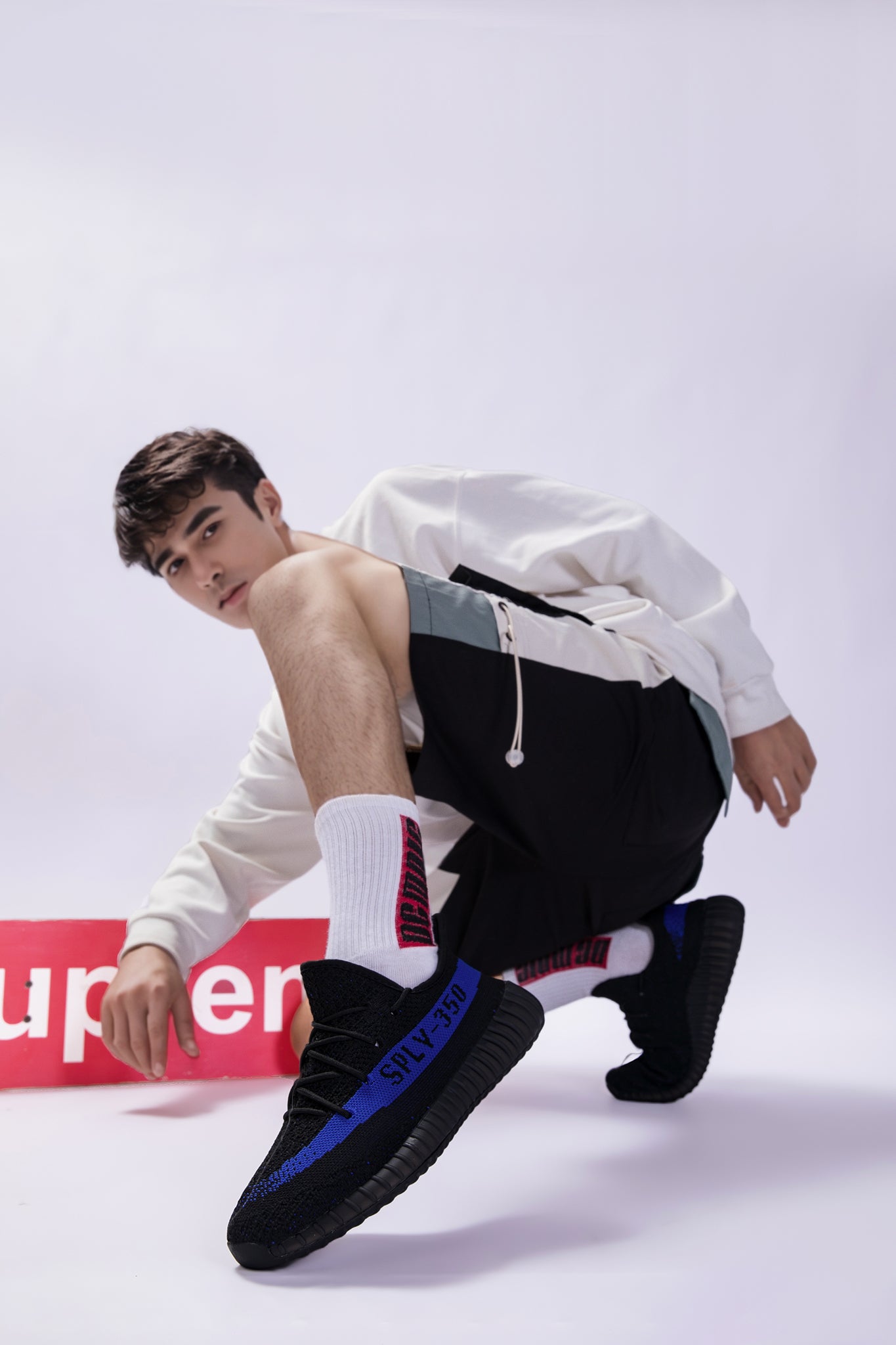 350 Dazzling Blue (Men/Woman)