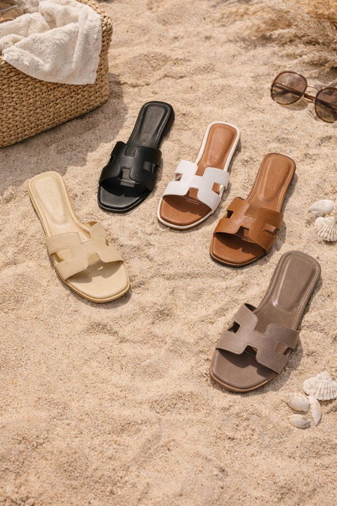 Hermits Sandals